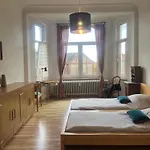 Apartment Zentrale Altbauwohnung In *