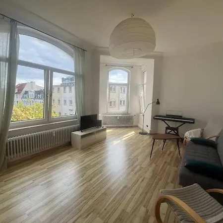 Apartment Zentrale Altbauwohnung In Wilhelmshaven