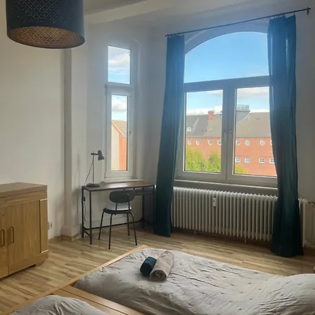 Zentrale Altbauwohnung In * Wilhelmshaven
