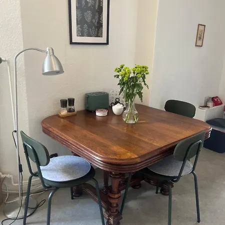 Apartment Zentrale Altbauwohnung In Wilhelmshaven